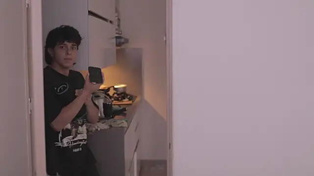 Snapshot of Tony_Hoffa chatting on November 2025 08:42:02 PM Tony Hoffa online show from November 2025 08:42:02 PM