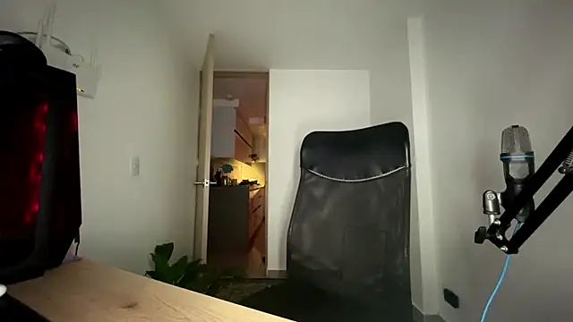 Tony Hoffa online show from March 2026 02:04:02 AM