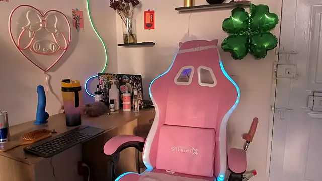 AlyRoses online show from March 2025 10:28:02 PM