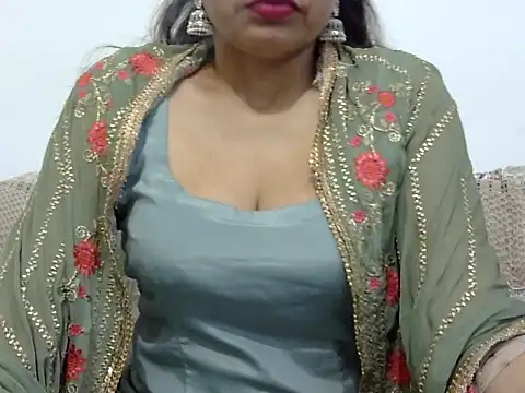 Snapshot of mishi_kaur chatting on March 2025 01:53:02 AM mishi kaur online show from March 2025 01:53:02 AM