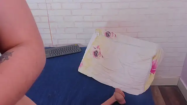 Tiffany mendez online show from February 2025 03:18:01 PM