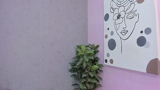 Tiffany mendez online show from November 2025 12:05:01 PM