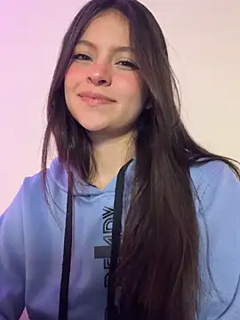 LucyEvans  online show from November 2025 04:34:02 AM