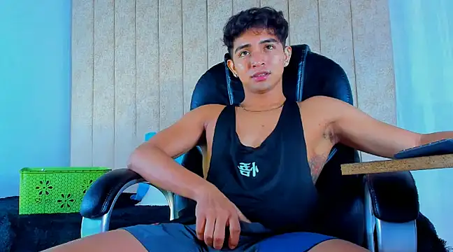 Snapshot of Muichiro_tokito1 chatting on March 2025 03:35:01 AM Muichiro tokito1 online show from March 2025 03:35:01 AM