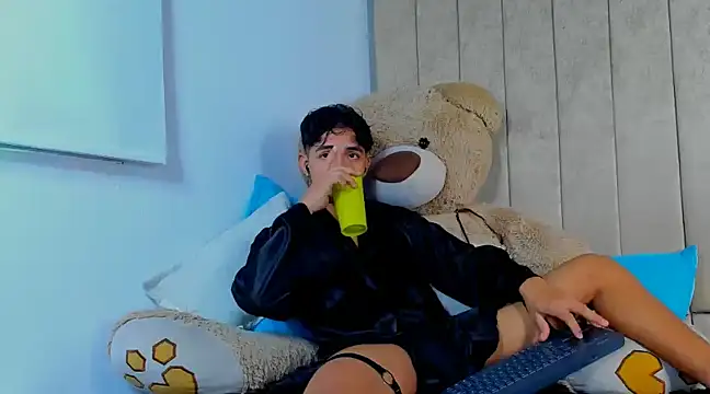 Snapshot of Muichiro_tokito1 chatting on March 2025 04:05:02 AM Muichiro tokito1 online show from March 2025 04:05:02 AM