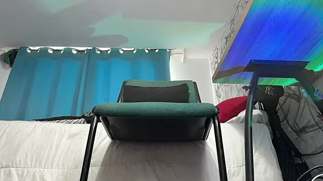 Snapshot of Saturno_v chatting on January 2025 10:49:02 AM Saturno v online show from January 2025 10:49:02 AM