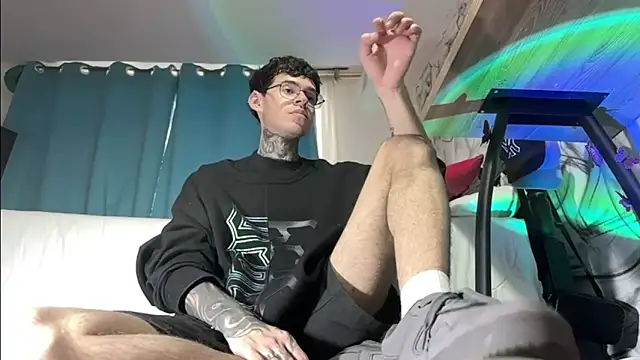 Snapshot of Saturno_v chatting on January 2025 10:51:01 AM Saturno v online show from January 2025 10:51:01 AM