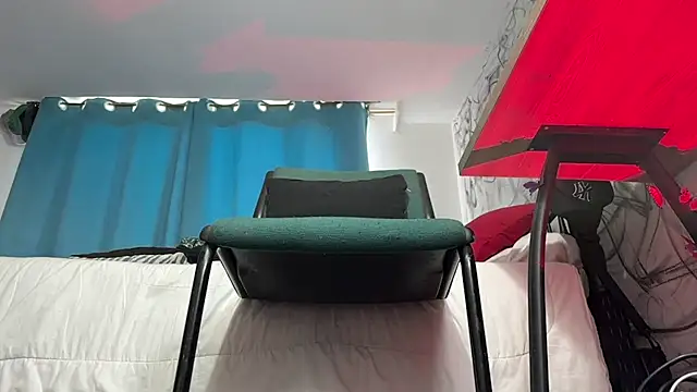 Snapshot of Saturno_v chatting on January 2025 02:11:01 PM Saturno v online show from January 2025 02:11:01 PM