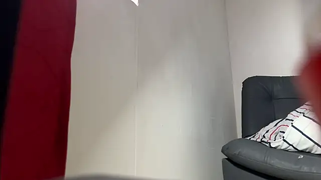 Snapshot of Saturno_v chatting on March 2025 10:10:01 PM Saturno v online show from March 2025 10:10:01 PM