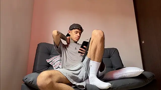 Snapshot of Saturno_v chatting on March 2025 01:15:01 PM Saturno v online show from March 2025 01:15:01 PM