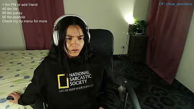 Snapshot of ChloeSanchezx chatting on April 2026 02:23:02 AM ChloeSanchezx online show from April 2026 02:23:02 AM