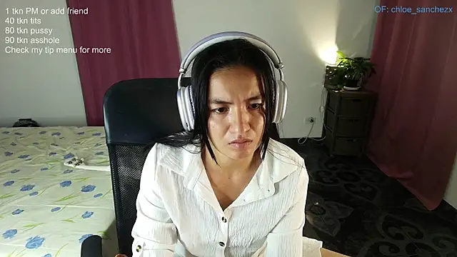 Snapshot of ChloeSanchezx chatting on April 2026 11:59:01 PM ChloeSanchezx online show from April 2026 11:59:01 PM