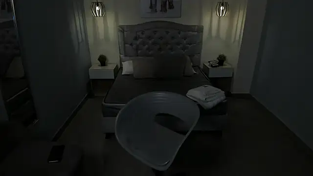 escarleth   online show from October 2025 01:34:02 PM