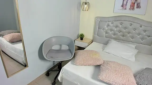 escarleth   online show from February 2026 01:44:01 PM