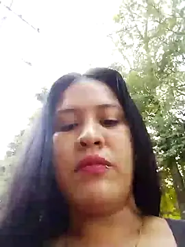 Snapshot of Miia_grand chatting on December 2024 10:37:02 PM Miia grand online show from December 2024 10:37:02 PM