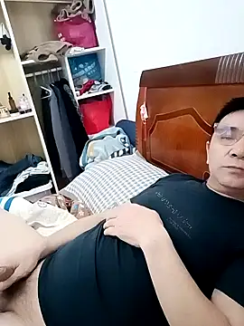 yjw6688 online show from April 2026 01:52:01 AM