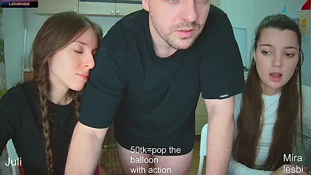 Snapshot of fcjuicy_pussy chatting on December 2024 03:35:01 PM fcjuicy pussy online show from December 2024 03:35:01 PM