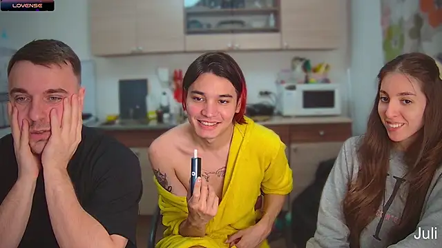 Snapshot of fcjuicy_pussy chatting on December 2024 03:15:02 PM fcjuicy pussy online show from December 2024 03:15:02 PM