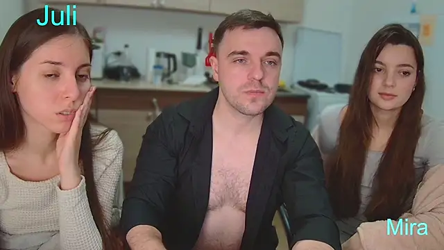 Snapshot of fcjuicy_pussy chatting on December 2024 06:09:02 PM fcjuicy pussy online show from December 2024 06:09:02 PM