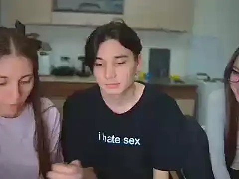 Snapshot of fcjuicy_pussy chatting on February 2025 05:51:02 PM fcjuicy pussy online show from February 2025 05:51:02 PM