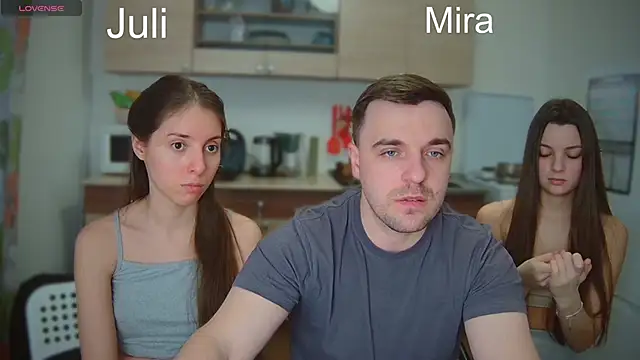 Snapshot of fcjuicy_pussy chatting on February 2025 03:18:02 PM fcjuicy pussy online show from February 2025 03:18:02 PM