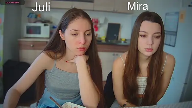 Snapshot of fcjuicy_pussy chatting on February 2025 12:42:01 PM fcjuicy pussy online show from February 2025 12:42:01 PM