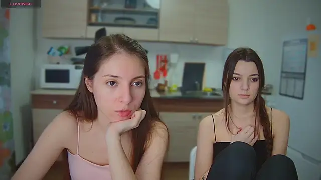 Snapshot of fcjuicy_pussy chatting on March 2025 03:15:02 PM fcjuicy pussy online show from March 2025 03:15:02 PM