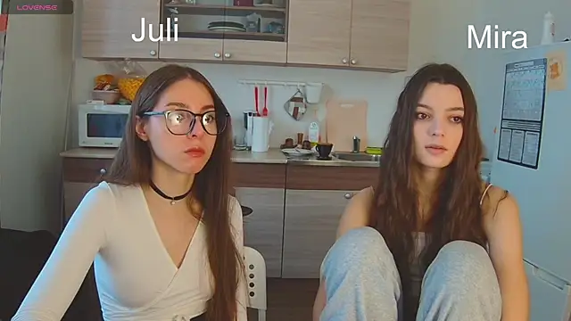 Snapshot of fcjuicy_pussy chatting on March 2025 07:24:01 AM fcjuicy pussy online show from March 2025 07:24:01 AM