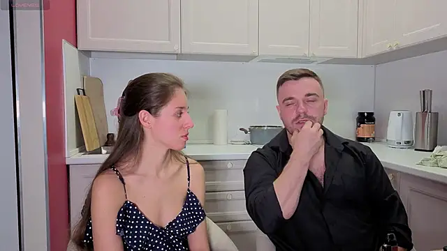 Snapshot of fcjuicy_pussy chatting on September 2025 07:37:01 PM fcjuicy pussy online show from September 2025 07:37:01 PM