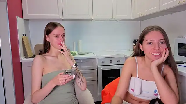 Snapshot of fcjuicy_pussy chatting on October 2025 08:56:02 AM fcjuicy pussy online show from October 2025 08:56:02 AM