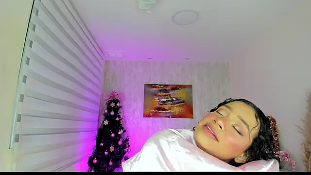 Snapshot of Keni_malf chatting on November 2025 03:20:02 AM Keni malf online show from November 2025 03:20:02 AM