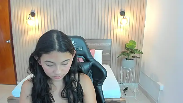 melody flowers online show from February 2025 03:20:02 PM