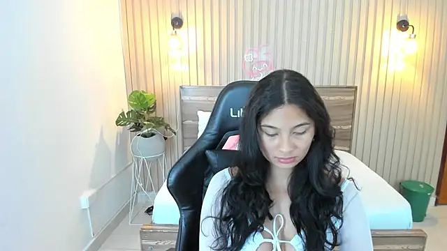 melody flowers online show from March 2025 03:36:02 PM