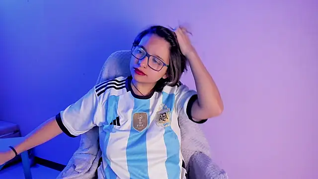 NovaGlitz online show from January 2025 11:43:02 AM