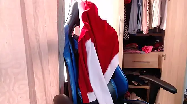 Snapshot of Erotic_latina chatting on February 2025 09:32:02 PM Erotic latina online show from February 2025 09:32:02 PM