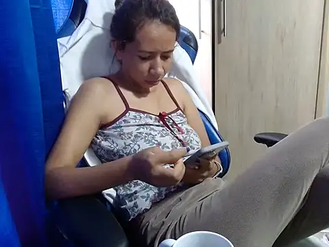 Snapshot of Erotic_latina chatting on March 2025 12:44:02 PM Erotic latina online show from March 2025 12:44:02 PM