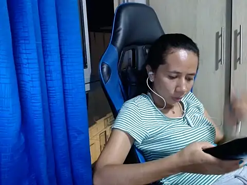 Snapshot of Erotic_latina chatting on September 2025 01:20:02 AM Erotic latina online show from September 2025 01:20:02 AM