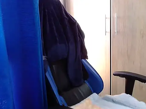 Snapshot of Erotic_latina chatting on October 2025 12:25:02 PM Erotic latina online show from October 2025 12:25:02 PM