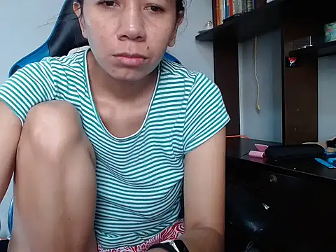 Snapshot of Erotic_latina chatting on November 2025 12:27:02 PM Erotic latina online show from November 2025 12:27:02 PM