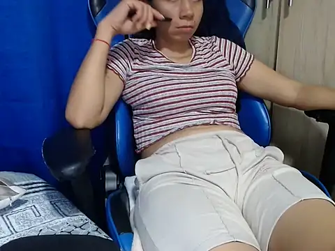 Snapshot of Erotic_latina chatting on November 2025 12:32:02 AM Erotic latina online show from November 2025 12:32:02 AM