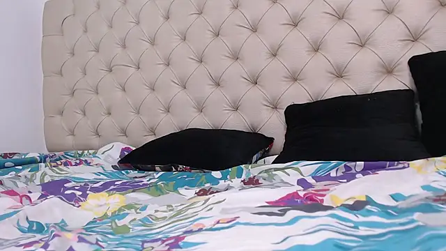 Snapshot of isabella_jazz chatting on March 2025 10:15:02 PM isabella jazz online show from March 2025 10:15:02 PM