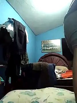 hugosafado333 online show from February 2025 03:18:01 AM