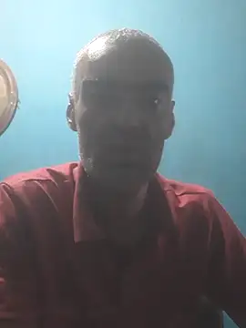 hugosafado333 online show from October 2025 03:29:02 AM