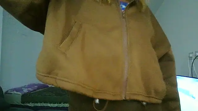 Snapshot of Yerucita chatting on July 2026 01:32:02 AM Yerucita online show from July 2026 01:32:02 AM