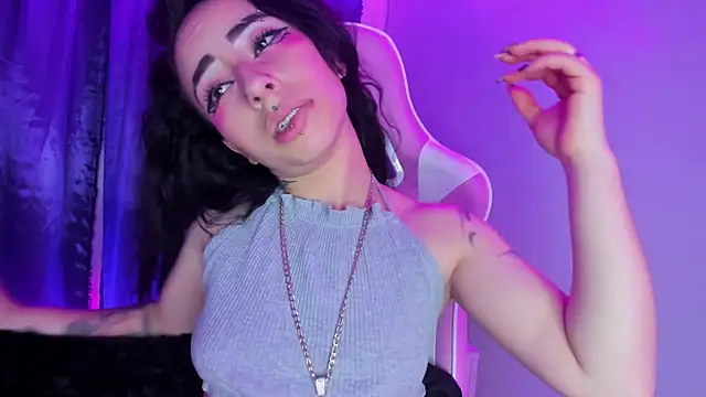 hanna  azumi online show from December 2024 09:06:02 AM