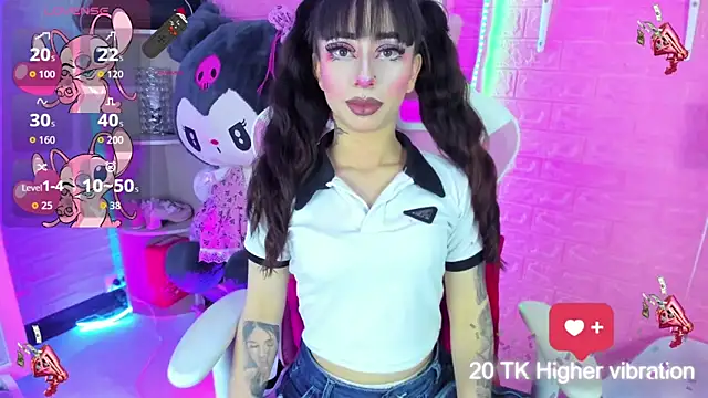 hanna  azumi online show from November 2025 11:58:02 PM