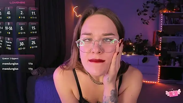 Snapshot of ami_amour_ chatting on December 2024 09:13:02 PM ami amour  online show from December 2024 09:13:02 PM