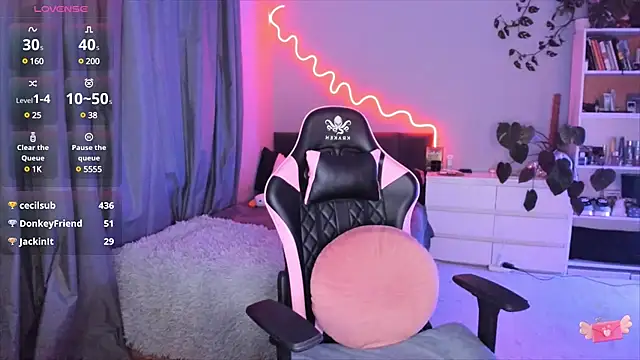 Snapshot of ami_amour_ chatting on February 2025 07:19:02 PM ami amour  online show from February 2025 07:19:02 PM