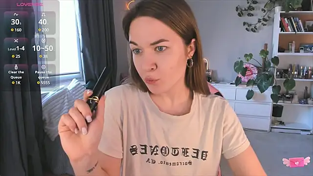 Snapshot of ami_amour_ chatting on March 2025 02:10:02 PM ami amour  online show from March 2025 02:10:02 PM