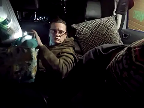 lit702 online show from November 2025 04:14:02 AM